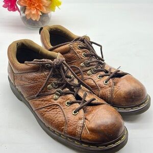 Dr Marten Finnigan Brown Vintage Retro Leather Lace Up Mens size 12. MS2064